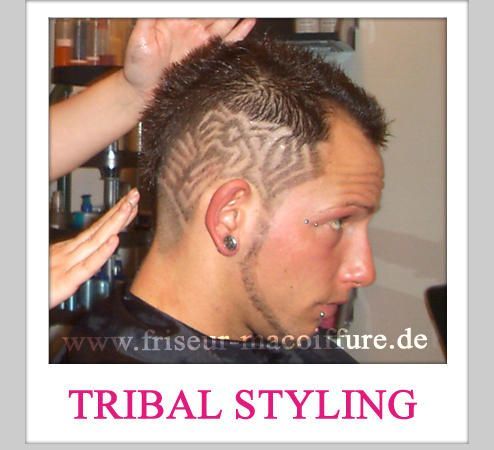 Blickfang mit einem besonderen Tribal Styling von Friseur Ma Coiffure